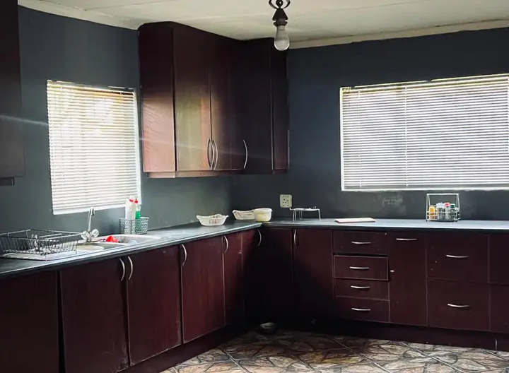 4 Bedroom Property for Sale in Roosheuwel North West